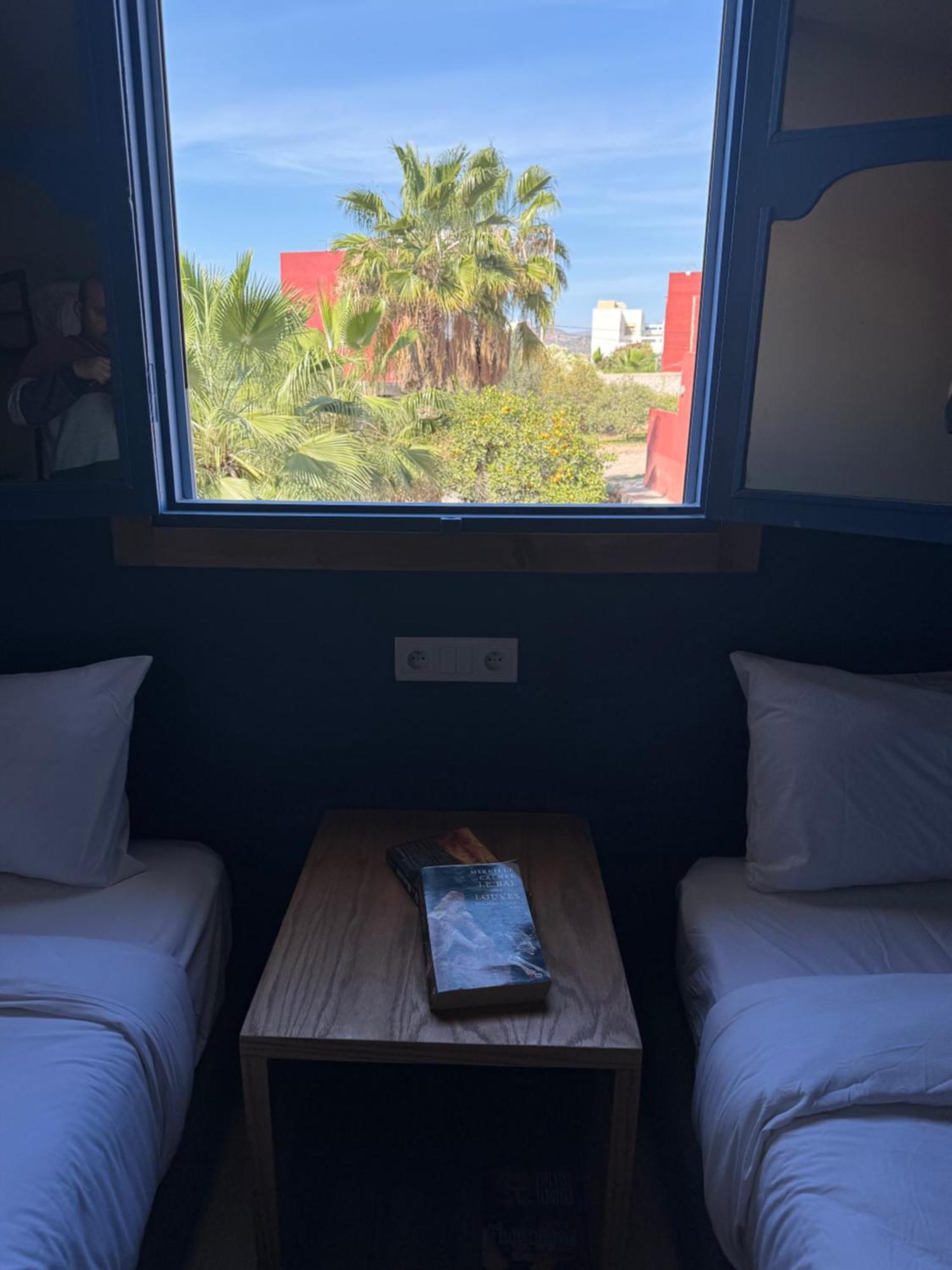 Playa Del Sol Surf House Vandrarhem Tamraght Exteriör bild